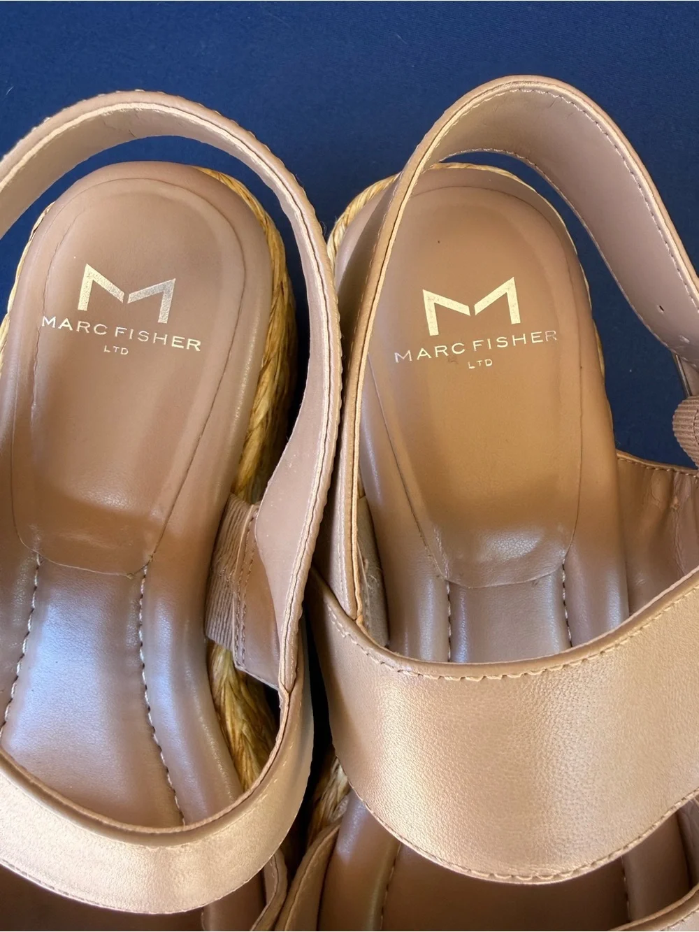 Marc Fisher LTD Raffia Platform Sandals 5.5M Tan Ankle Strap Resort Summer Shoe